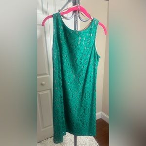 Jessica Howard dress. Nude material under the green. Professional classy look.